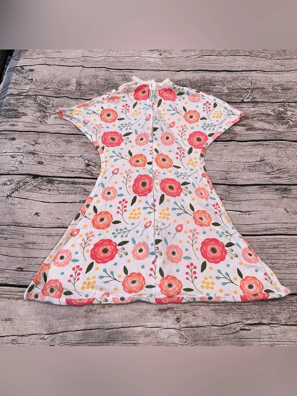 Sleeping Baby Floral Zipadeezip Lightweight Sleepsack Size Small (4-8 months)